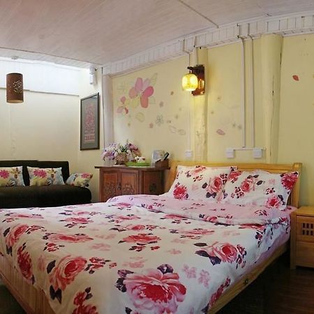 ليجيانغ Tree'S Tale Hotel - Lijiang المظهر الخارجي الصورة